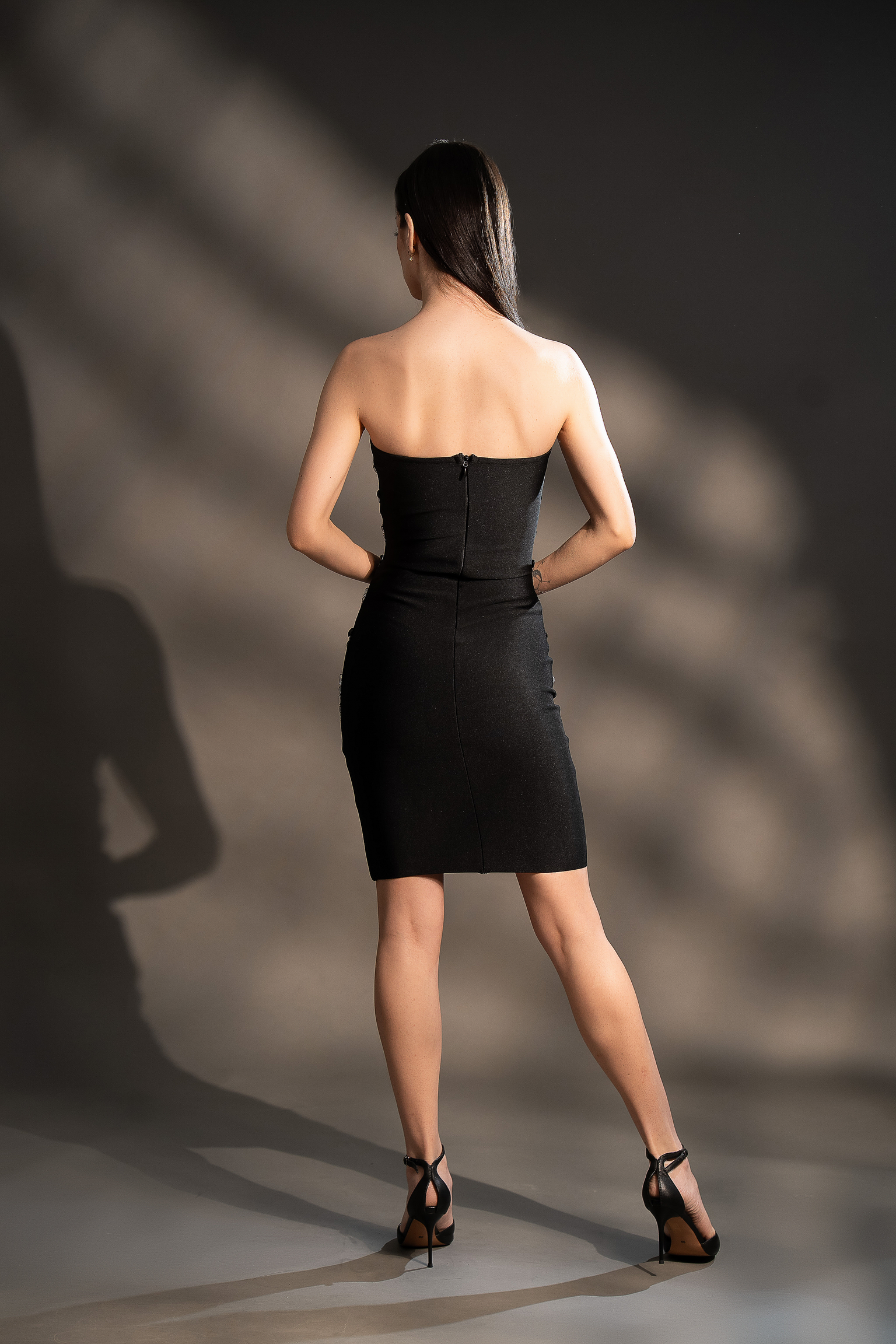 Black Strapless Bodycon Party Dress – Sexy Figure-Hugging Tube Dress for Women | Night Out & Clubwear
